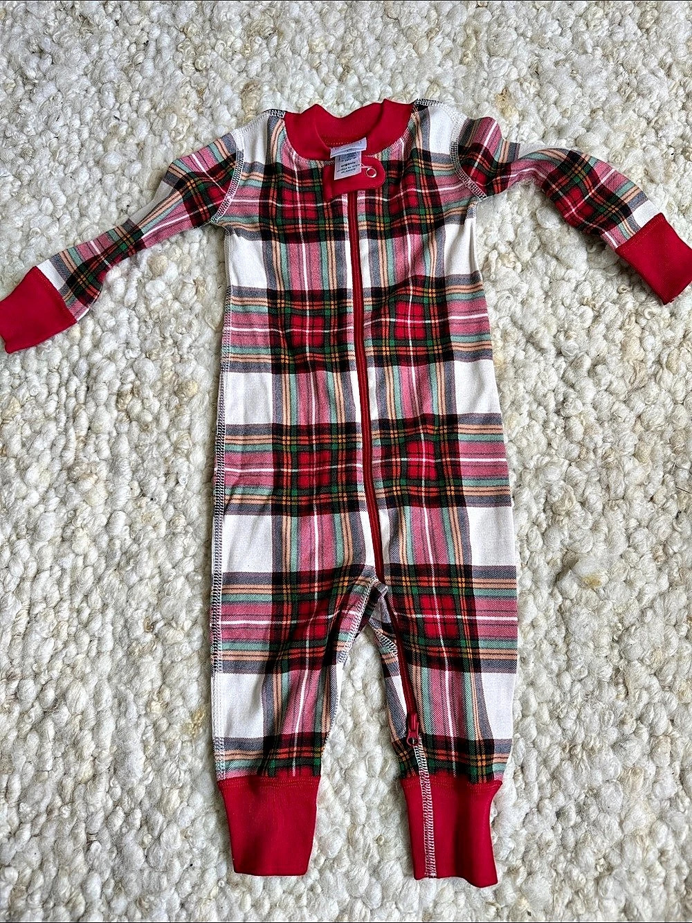 Hanna Andersson Holiday HannaJams Sleeper in Red Holiday Plaid Red & Green Plaid